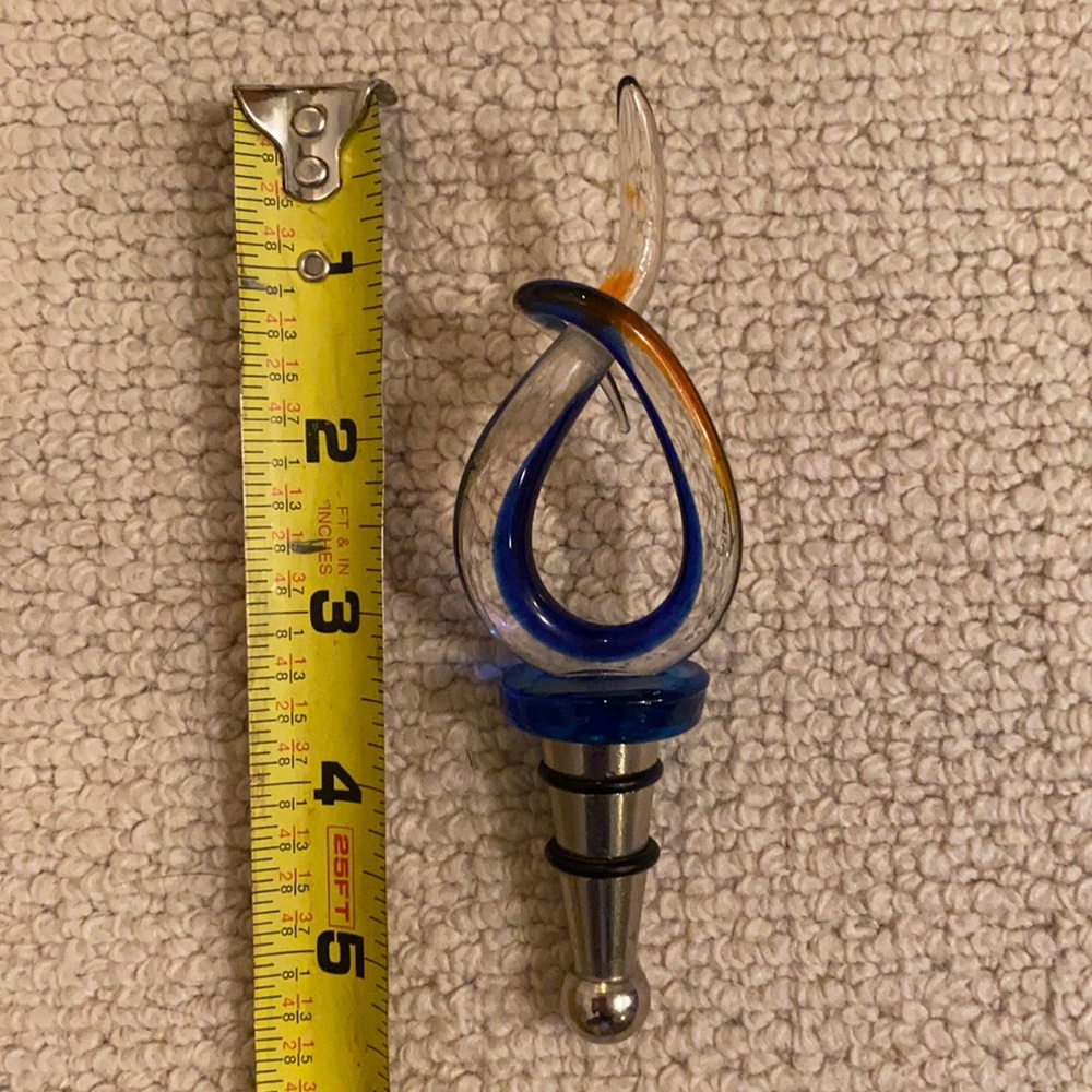 Blown glass wine stopper